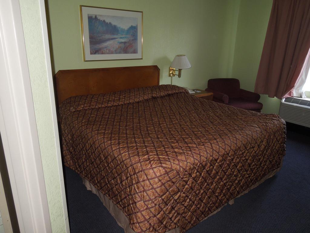 Travelodge - Cincinnati Sharonville Værelse billede