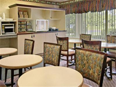 Travelodge - Cincinnati Sharonville Restaurant billede